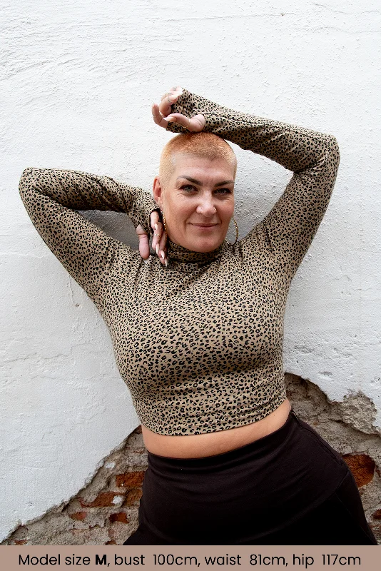 Turtle Neck Long Sleeve Crop Top with Hole in Classic Leopard Casual Formal Business Turtle Neck Long Sleeve Crop Top with Hole in Classic Leopard Casual Formal Business
