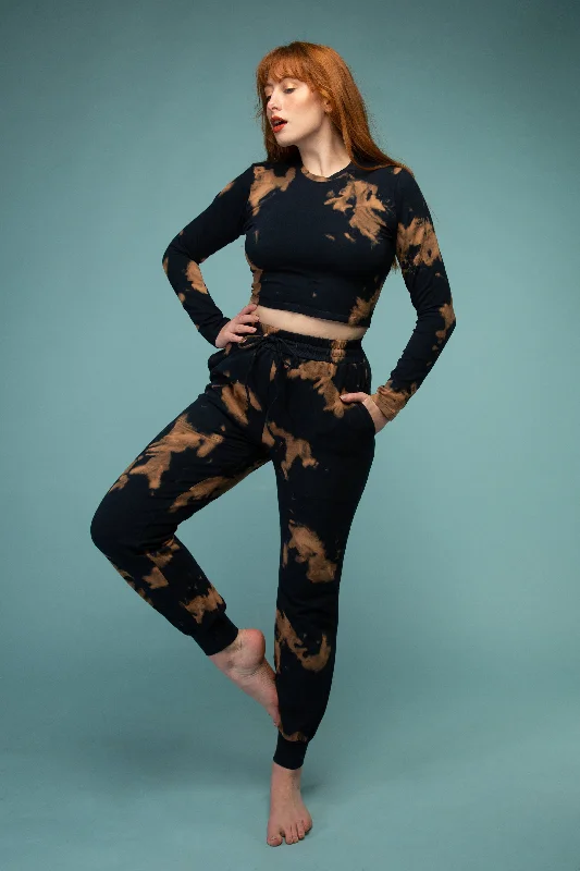 Leki Crop Top in Acid Wash Fleece Nylon Spandex