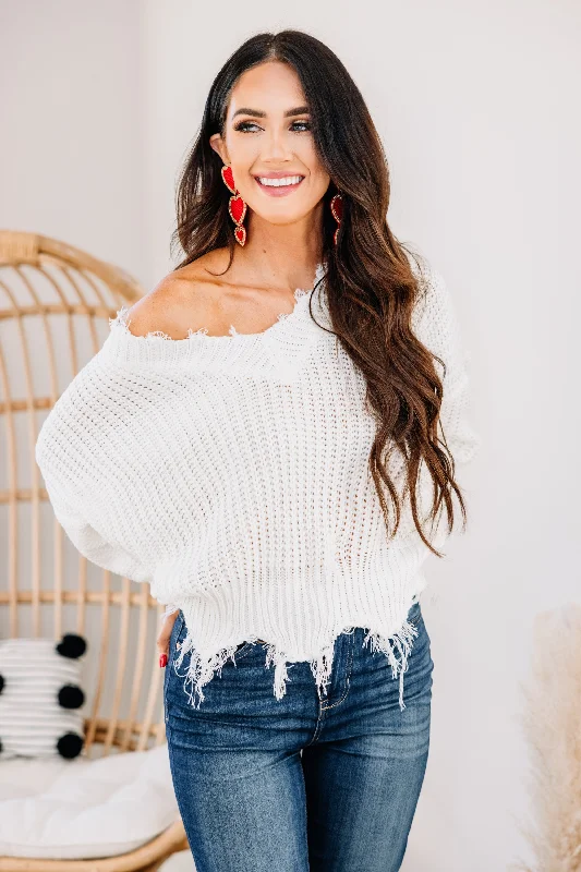 Feeling Brand New Ivory White Distressed Sweater Anti-Pilling Anti-Shrink Durable