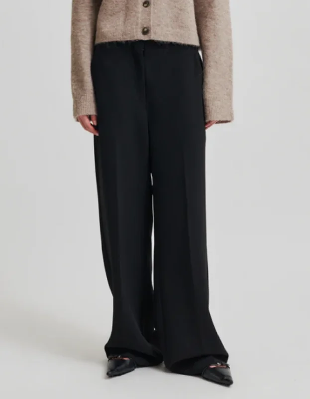 Fique Classic Trousers in Black Trousers Trousers Formal