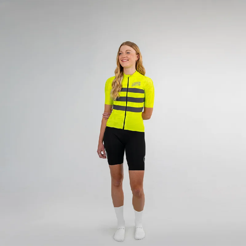 Women's WMN LuxLite Jersey - Future Classic Une Soft Jersey Shirt